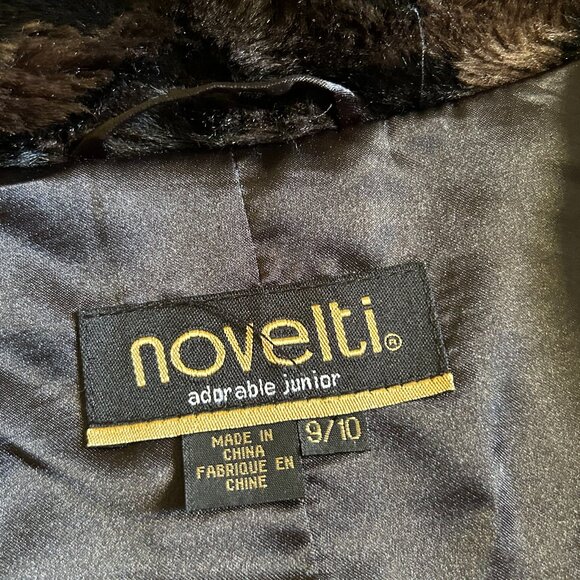Novelti faux fur coat - Size Med to Large - Picture 7 of 10